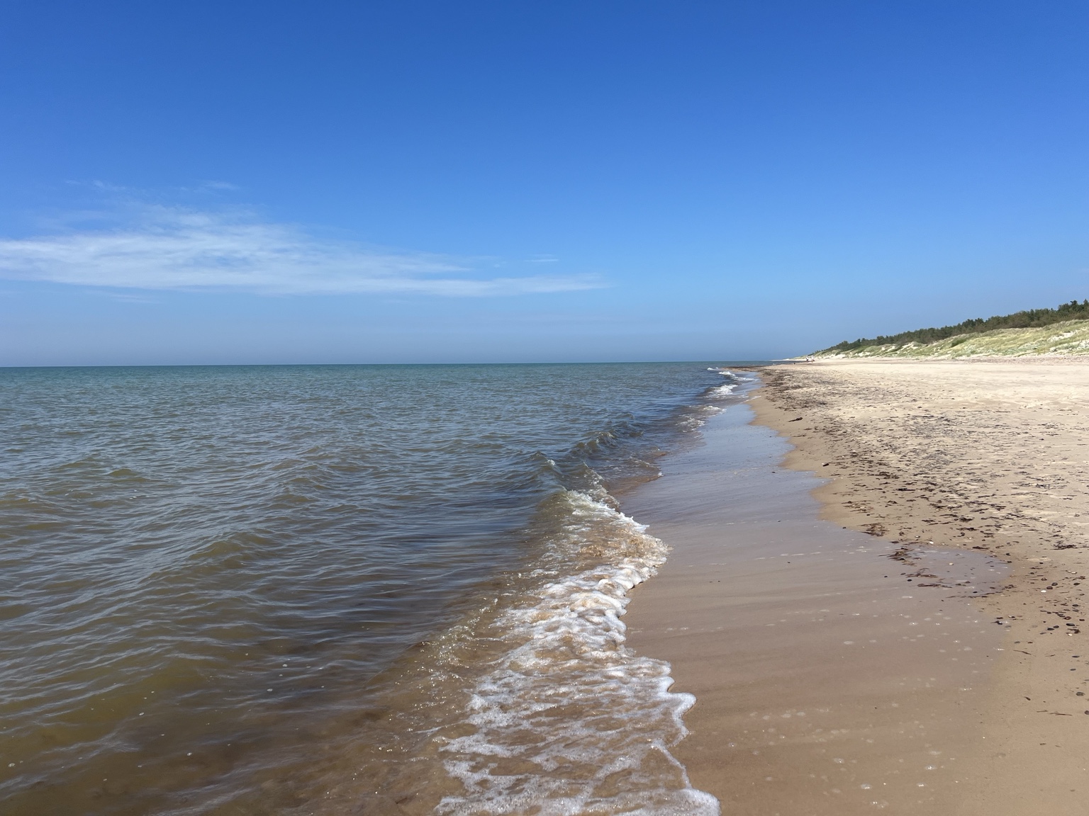 A quiet sandy beach near Miera Osta